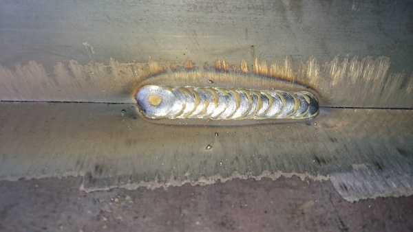 Kliknutm zavete toto okno